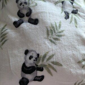 OVERSIZED BLANKET THROW ~ PANDA PRINT~ NWT